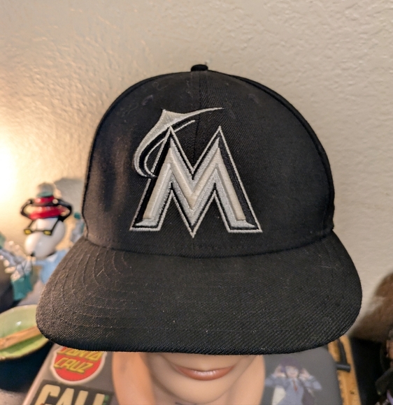Black Miami Marlins Cap New Era - Picture 2 of 6